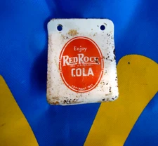 RED ROCK COLA BOTTLE OPENER VINTAGE DISTRESSED ESTATE SALE FIND WALL MOUNT