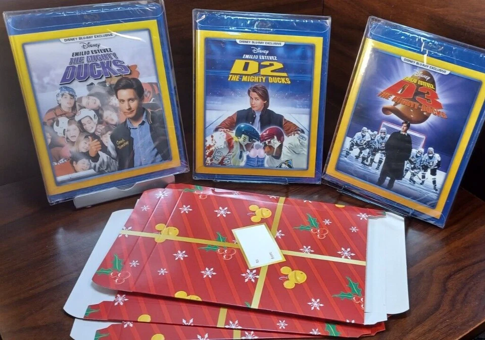 The Mighty Ducks Trilogy (Blu-ray) + Disney Giftboxes-w/PROTECTIVE SLEEVES-NEW - Image 3 of 4