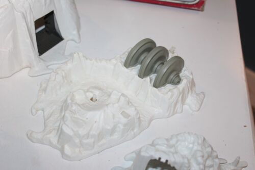 Hoth World Playsets 100% Complete MICRO COLLECTION Star Wars 1982 Kenner - Picture 9 of 21