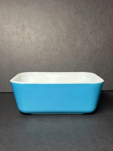 Vintage PYREX “Primary Blue” #0502 1.5 Qt Medium Refrigerator Dish “Fridgie”