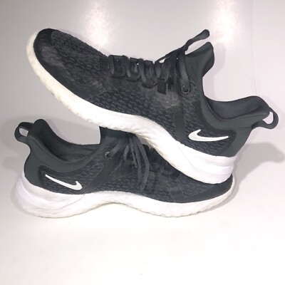 nike renew rival on feet