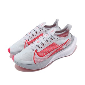 nike zoom gravit