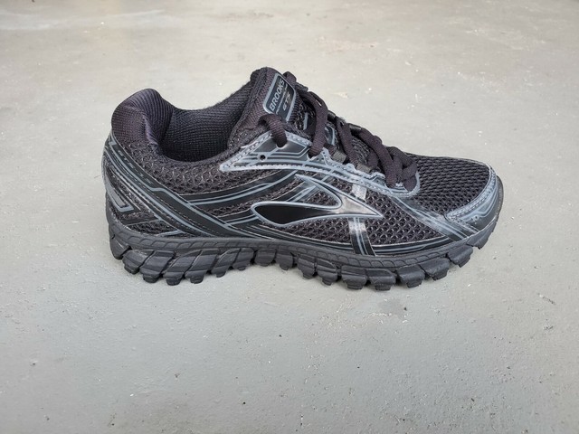 brooks adrenaline 15 womens