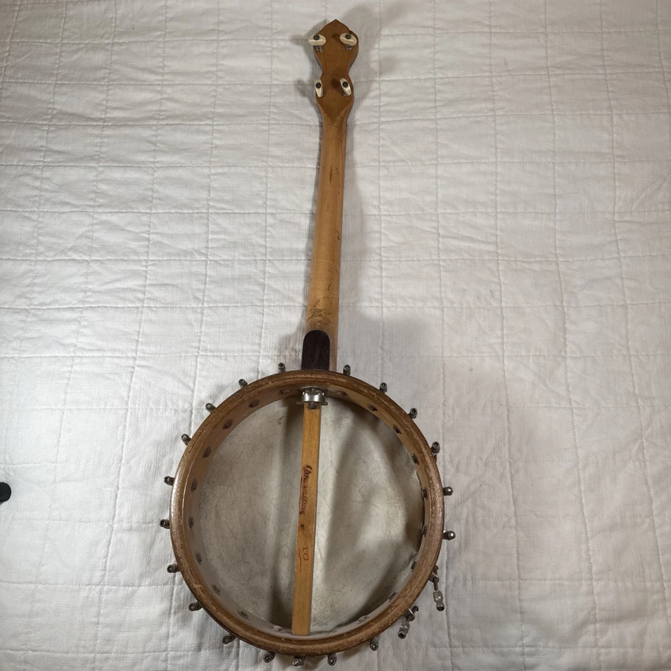 Antique 30 INCH 4-String Banjo by Concertone In Excellent Condition - Image 4 of 4