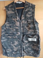 Fearless Outlaw Multi Pocketed  Utility Vest Size Medium Camoflague