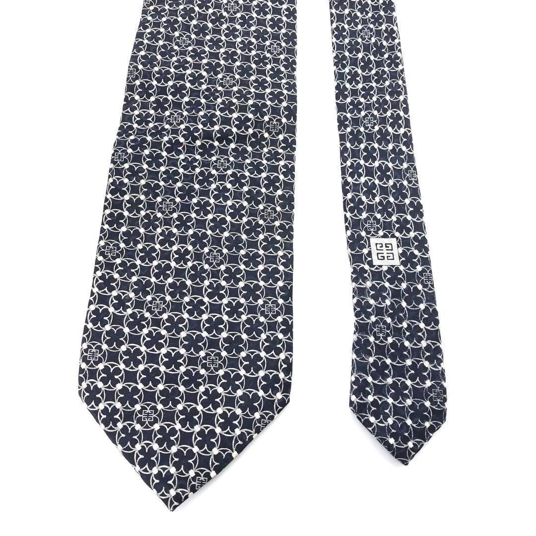 GIVENCHY 4G Logo Navy Geometric Pattern Silk Tie Used thumbnail 2