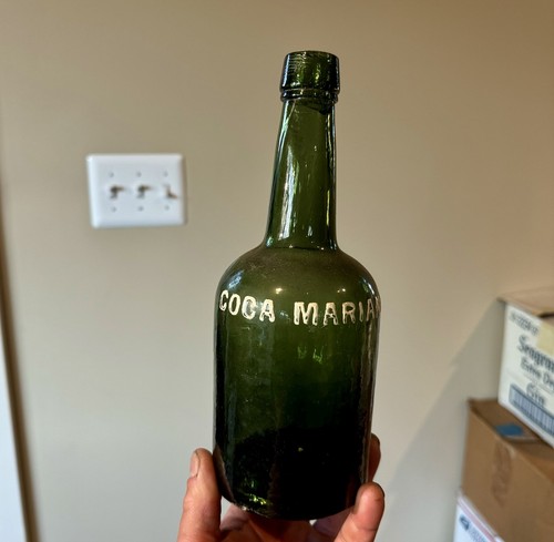 Coca Mariani Paris France Blown Olive Green Cocaine Wine Bottle 1880s Whittled