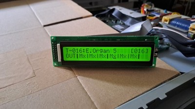 ROLAND U-220 / JV-880 DISPLAY, Ersatzteil voll brauchbar