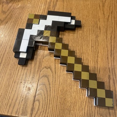 Mattel 2014 2-in-1 Minecraft Games Transforming Sword And Pickaxe. Cosplay Item.