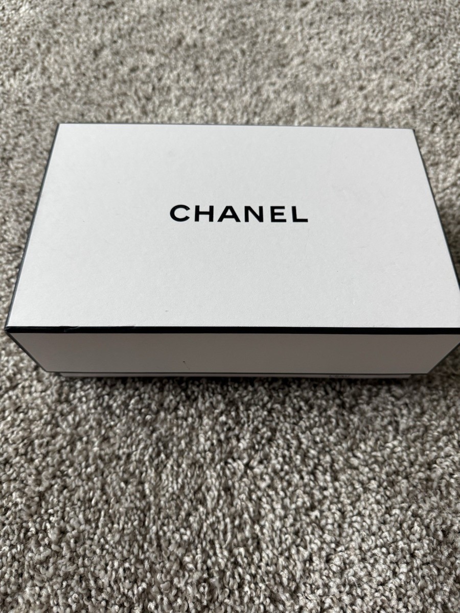 Chanel No 5 Coffret Signature 1.7oz 50ml & 0.7oz 20ml Twist Gift