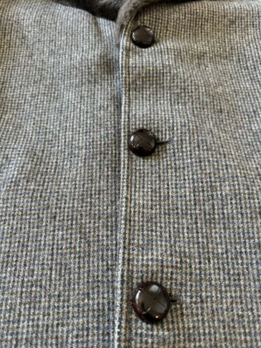 VTG PENDLETON Men's Sz 42 Gray Herringbone Wool Black Faux Fur Collar Over Coat - Picture 4 of 8