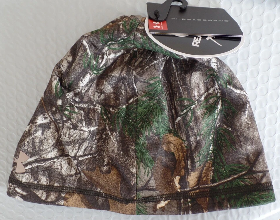 Under Armour Women's Scent Control Storm Fleece. Beanie Realtree. Pony Tail Hole - Image 2 of 4