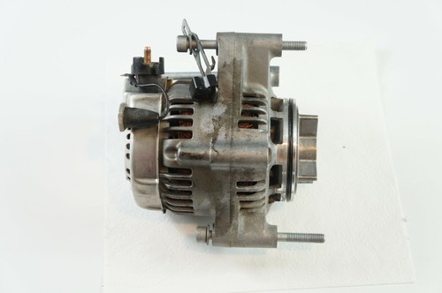 BMW K 1200 R Lichtmaschine Generator, Schrauben  Bj.07