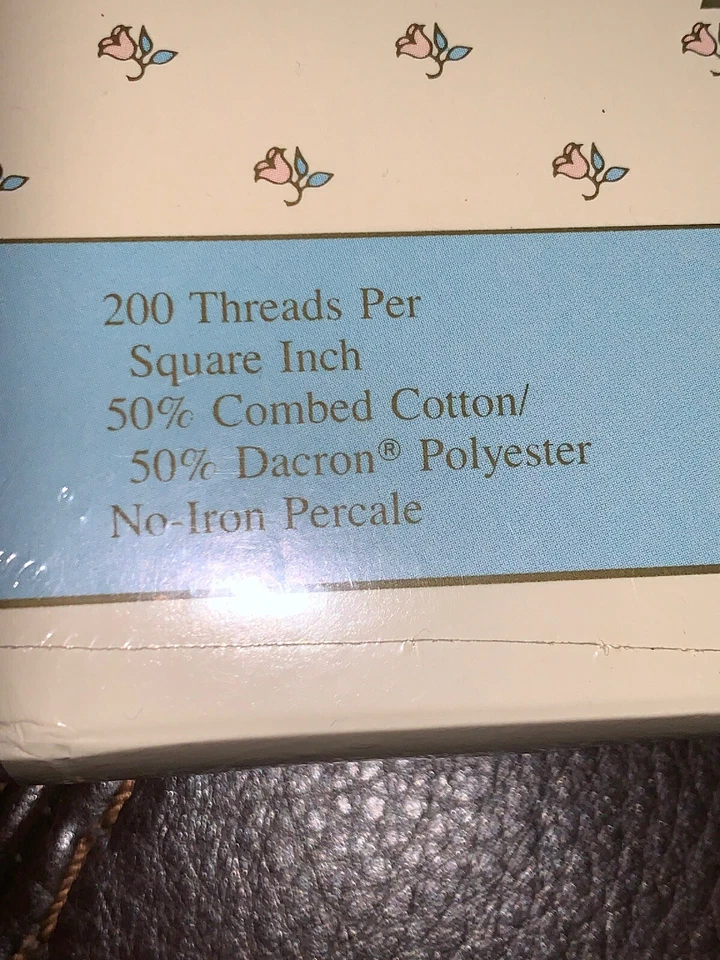 Vintage J.C. Penney Elizabeth Gray Garden Romance Floral Twin Flat Sheet - Image 3 of 4