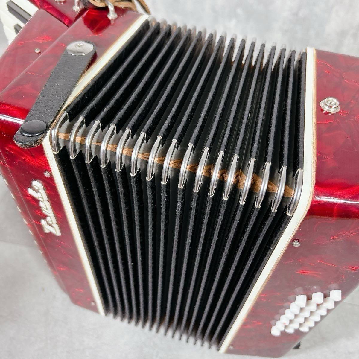 X309 Tombo No.28 Steel Reeds Accordion 25 Keyboard 18 Base