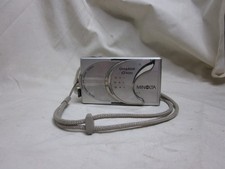 pre-owned MINOLTA DiMAGE G400 digital camera Konica 4.0 Mega Pixels