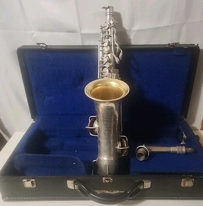 1926 Vintage C.G. Conn  Wonder Series II (“Chu Berry”) Alto Saxophone 