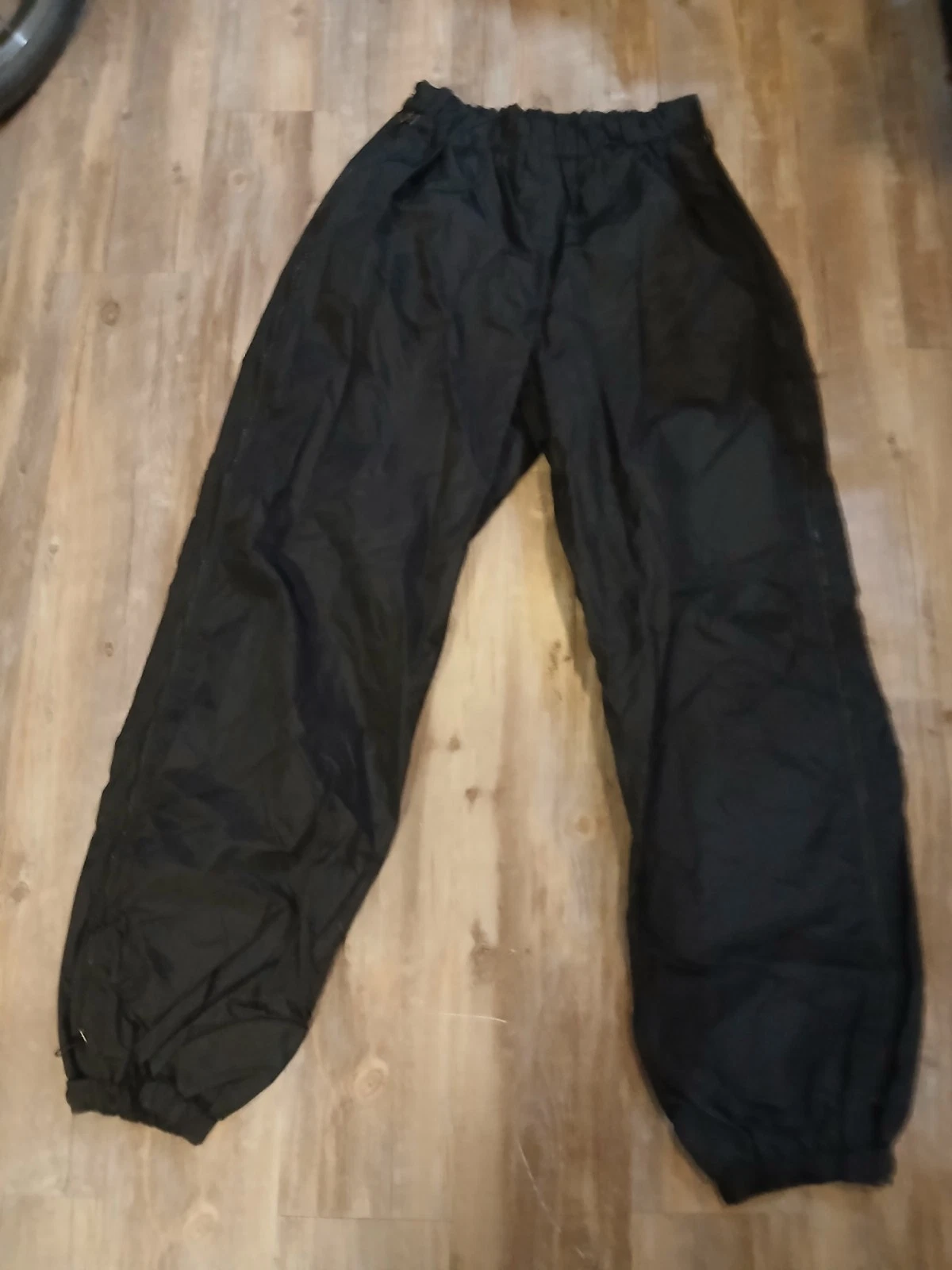 Columbia Ski/Snow Pants Men’s Side Zip Black Size XL Great Condition
Opens in a new window or tab