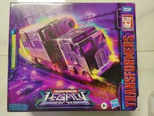 Transformers Legacy Commander Class Decepticon Motormaster  Menasor