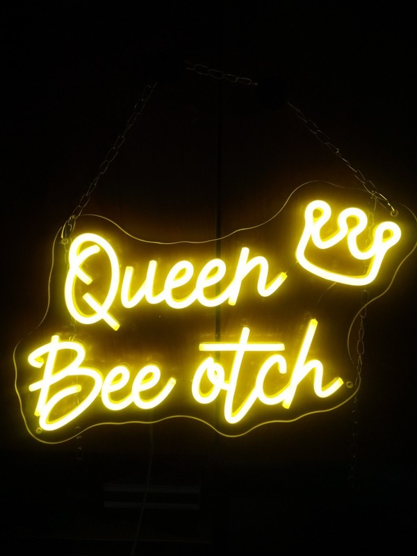 Neon LED Sign - "QUEEN BEE OTCH" Brand New in the Box-Dimmable