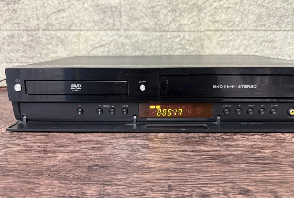 LG V390 VIDEOREGISTRATORE-DVD PLAYER+VCR DVIX CD-RW MP3  - Imagen 3 de 4