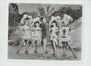8X10 B&W PHOTO OF SCENE DAN DIALEY AND 4 SEXY LEGGY LADYS