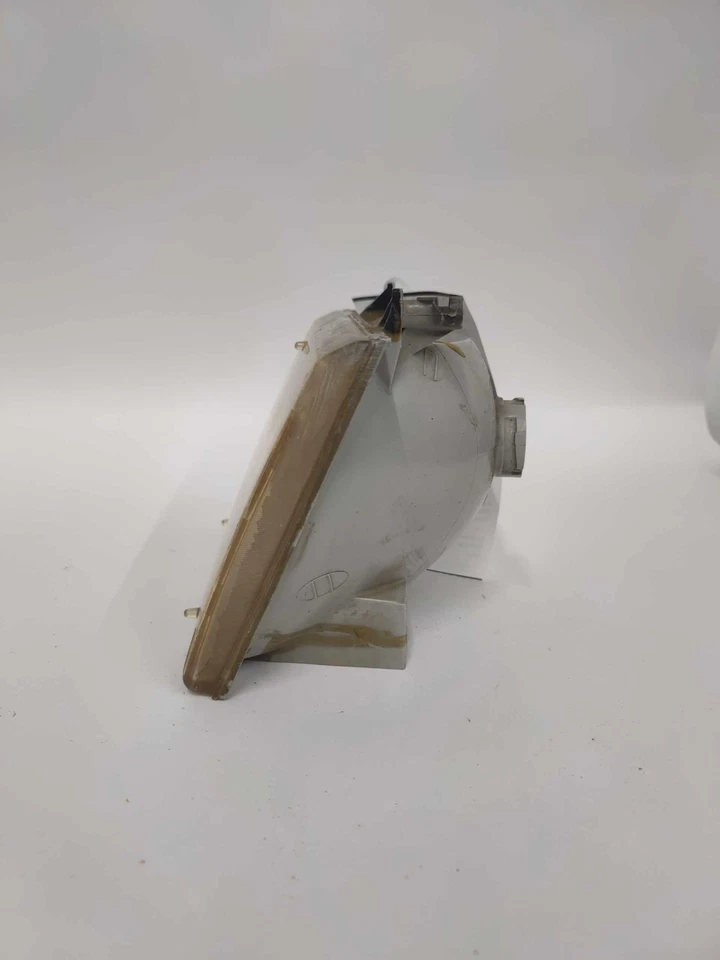 1986-87 Ford Tempo Left Headlight Assembly - Image 2 of 4