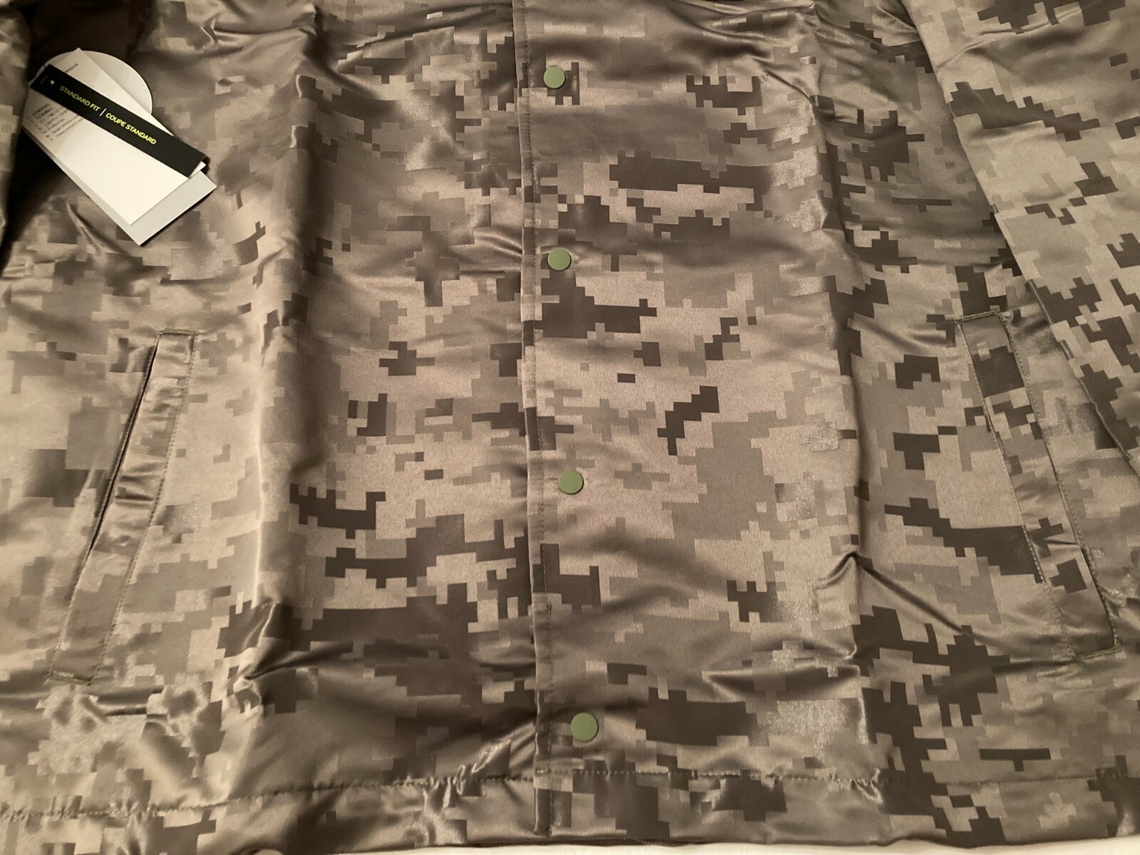 Picture 4 of 12