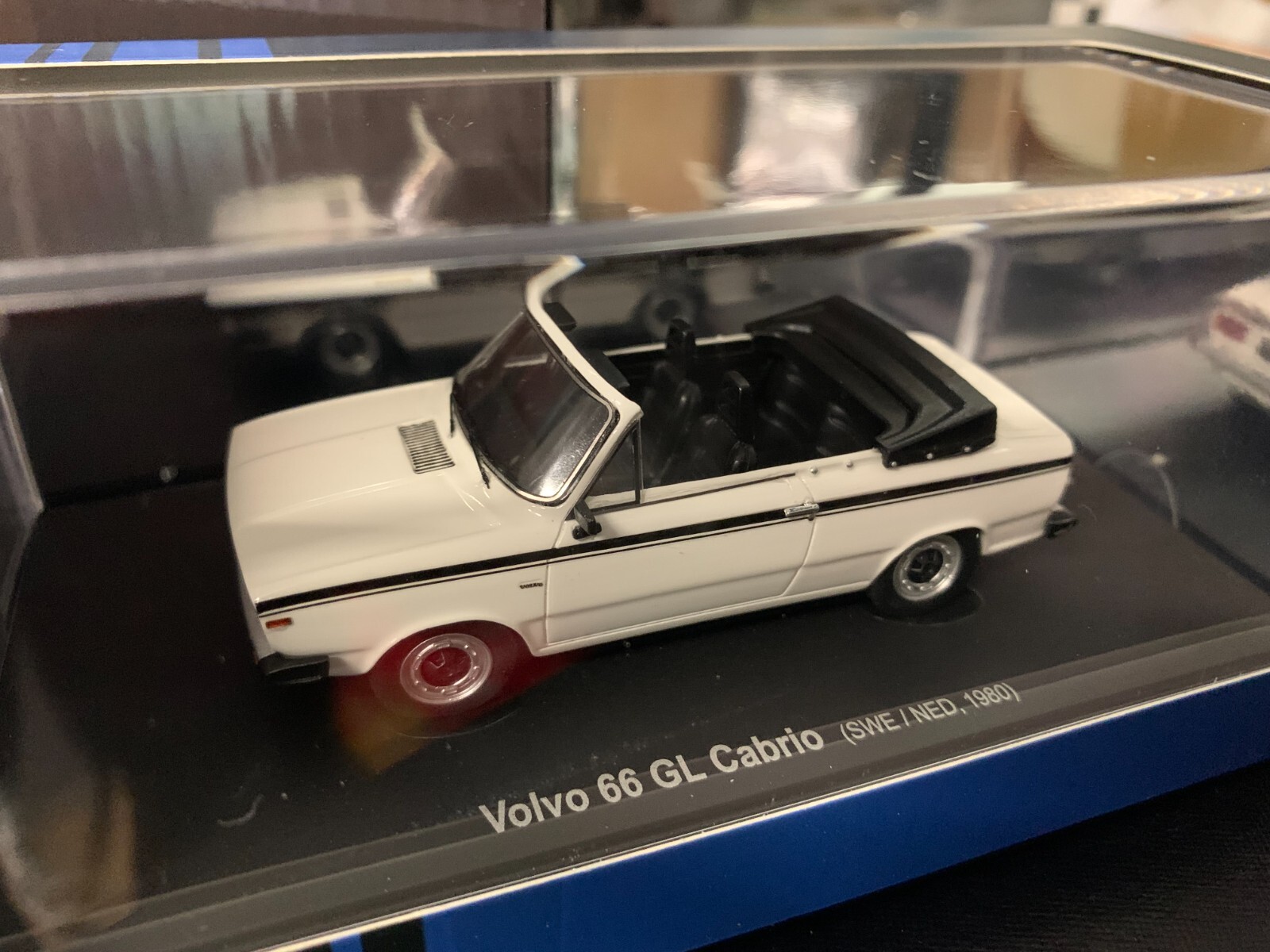 Volvo 66 GL Cabriolet 1/43 Avenue 43 le cadeau idéal pour collectionneur