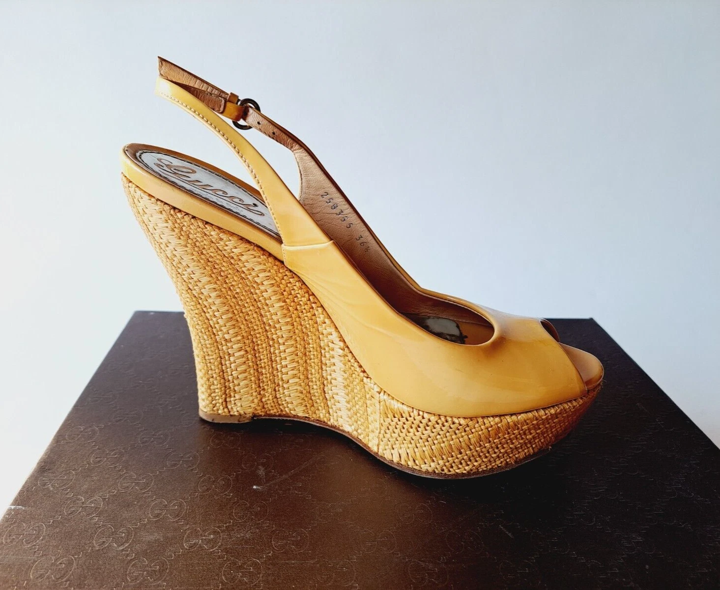 Chaussures plates compensées Gucci cuir verni jaune marron pointure 36,5 / US 6,5