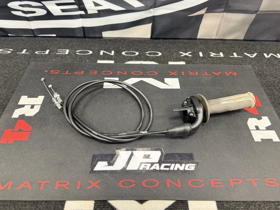 Honda CRF250R 2023 OEM conjunto de carcasa de tubo de acelerador 53167-MKE-A00 Foto 2 de 4