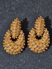Pair Of Vintage Retro Gold Tone Screw Back Clip On Earrings
