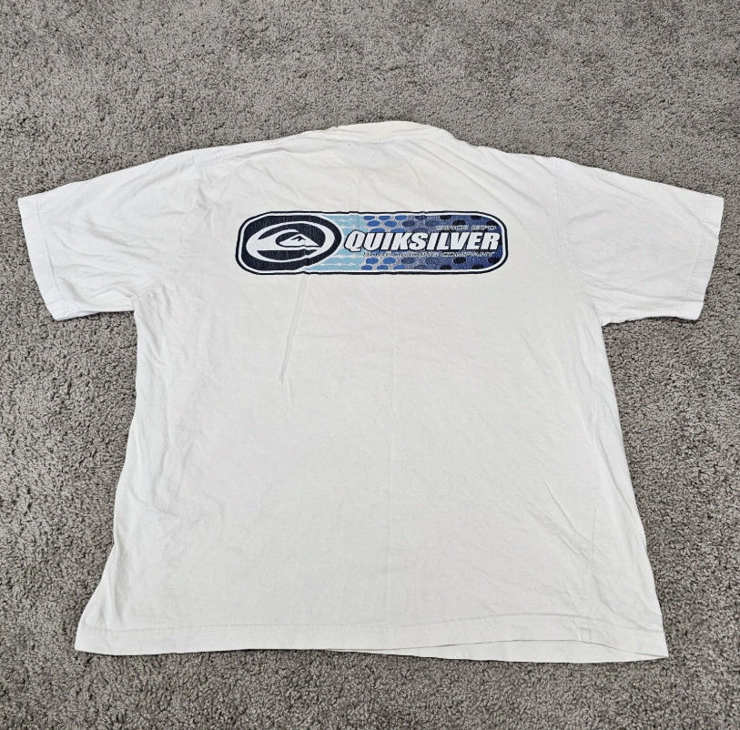 Vintage Quiksilver Graphic Tee T-Shirt S-3XL Surf Skate Grunge OP 90s Y2K
