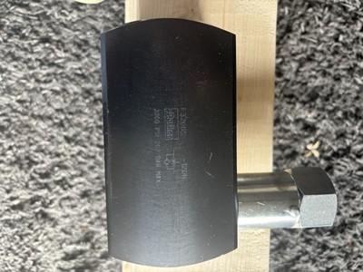 Parker In-line Flow Control Valve F Series F3200S 3000 psi 207 Bar Max Black NPT