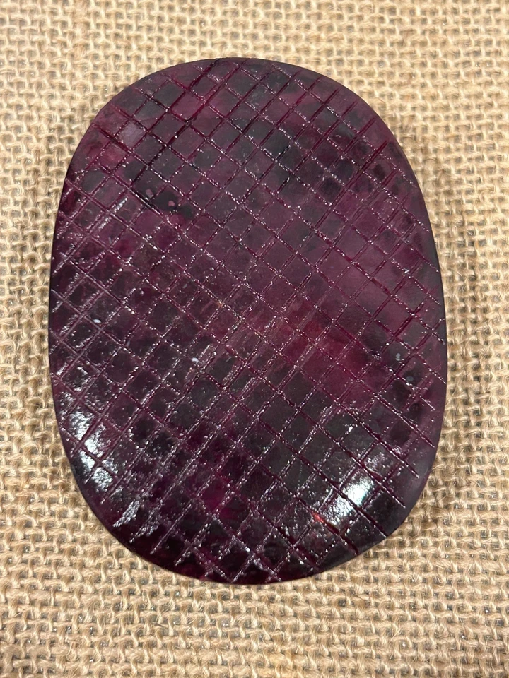 RARO 1513 Ct Natural ENORME Berilo Rojo Tallado a Mano Forma Ovalada Piedra Preciosa Suelta Foto 2 de 2