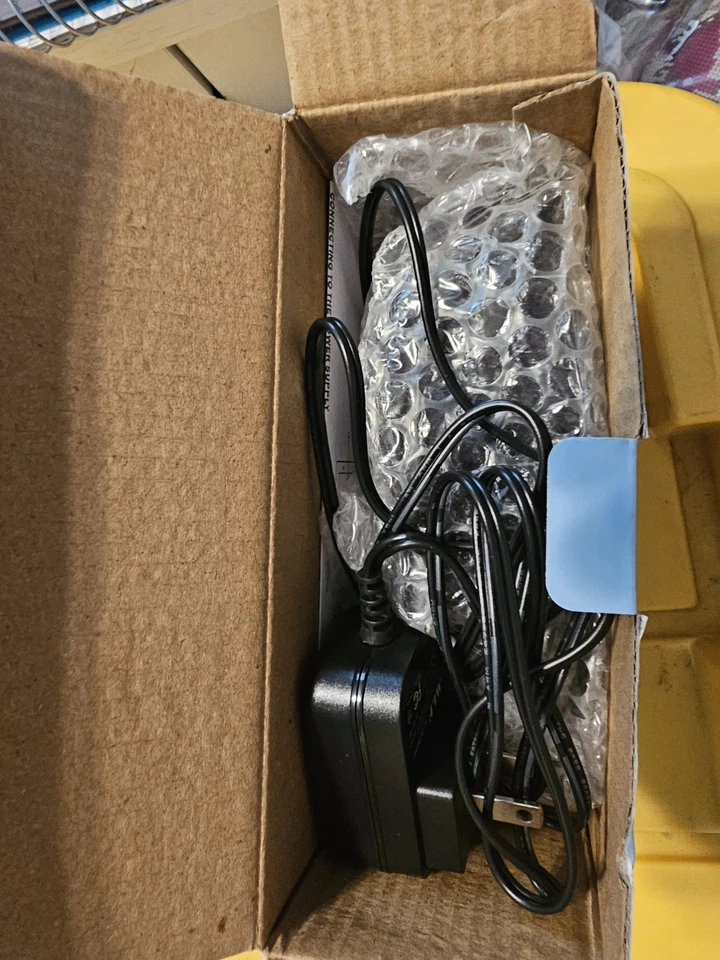 Sharp Projection Dual Alarm Clock w/Sleep 8 Sleep Sounds Works w/Adapter - Image 4 of 4