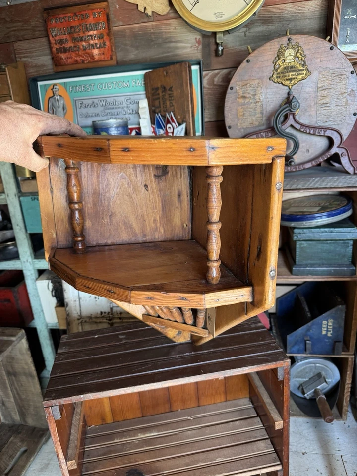 Rare Primitive Hand Made Wood Corner Shelf Folk art Antique Spindles Decor - Image 4 of 4
