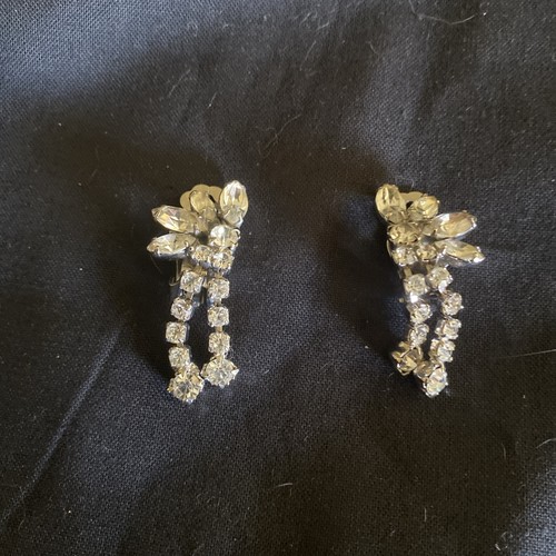Diamant aussehende OHRRINGE CLIP AUF 1 1/2" lang