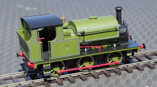 Ixion O Gauge Hudswell Clarke 0-6-0T Std Contractor's Tank Loco - Apple Green - Picture 5 of 7