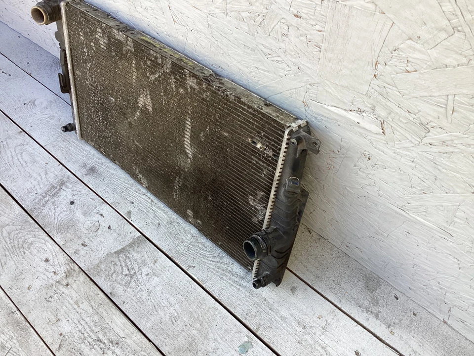 2015 - 2020 BMW M4 F82/F83 Engine Coolant Cooling Radiator 2284607, 7537292 OEM Foto 4 de 4