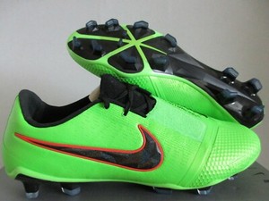 green nike phantom venom