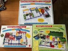 LOT of 3 Elenco Electronic Snap Circuits Sets Complete - Green, Jr, 300 Projects