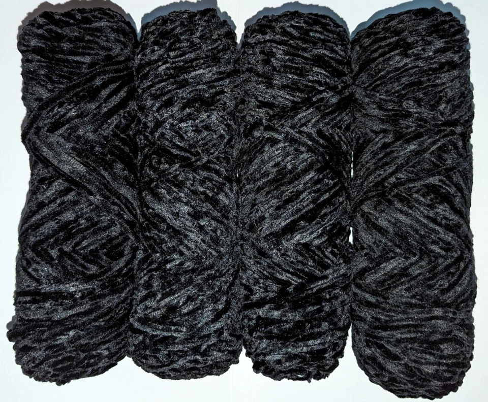 Soft Chenille Yarn For Knitting/Crocheting DIY Multiple Colors 100g per Skein - Image 4 of 4