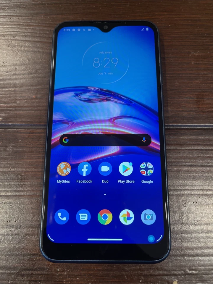 Motorola Moto E (2020) - 32GB - Blue (TracFone) - Image 2 of 4