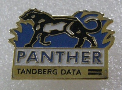 Anstecknadeln PANTHER TANDBERG DATA COMPUTER Vintage Badge