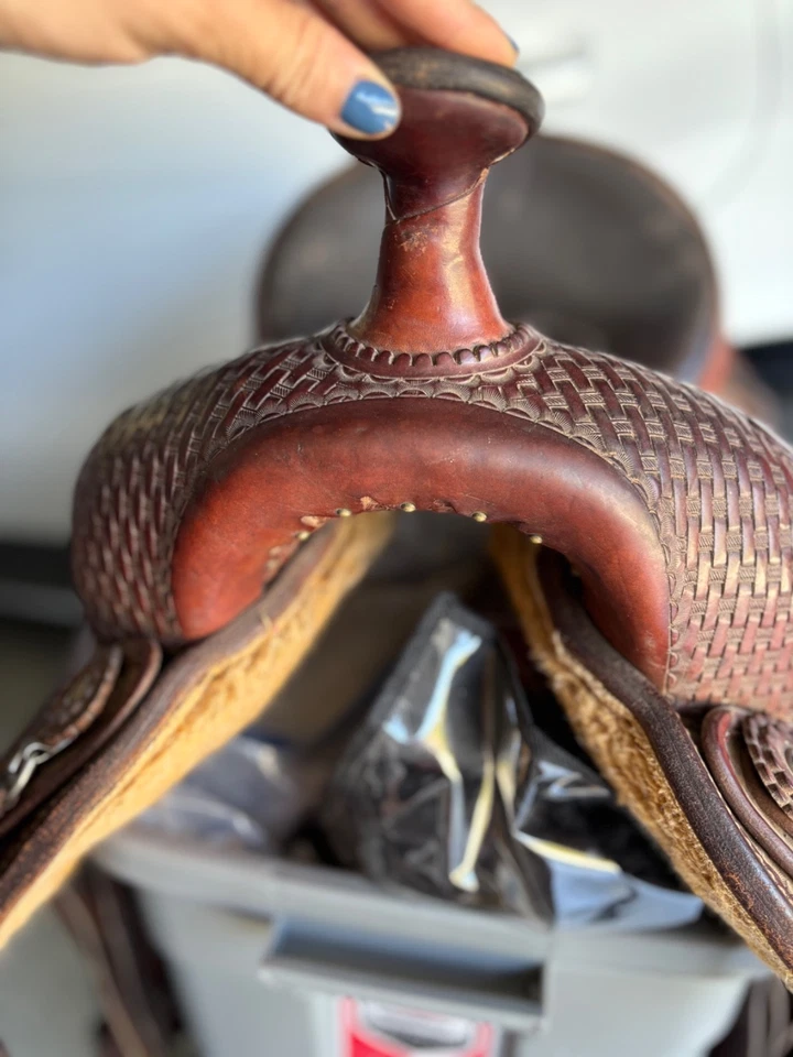 Selim usado 15 polegadas quadras trilha ocidental - Imagem 2 de 4