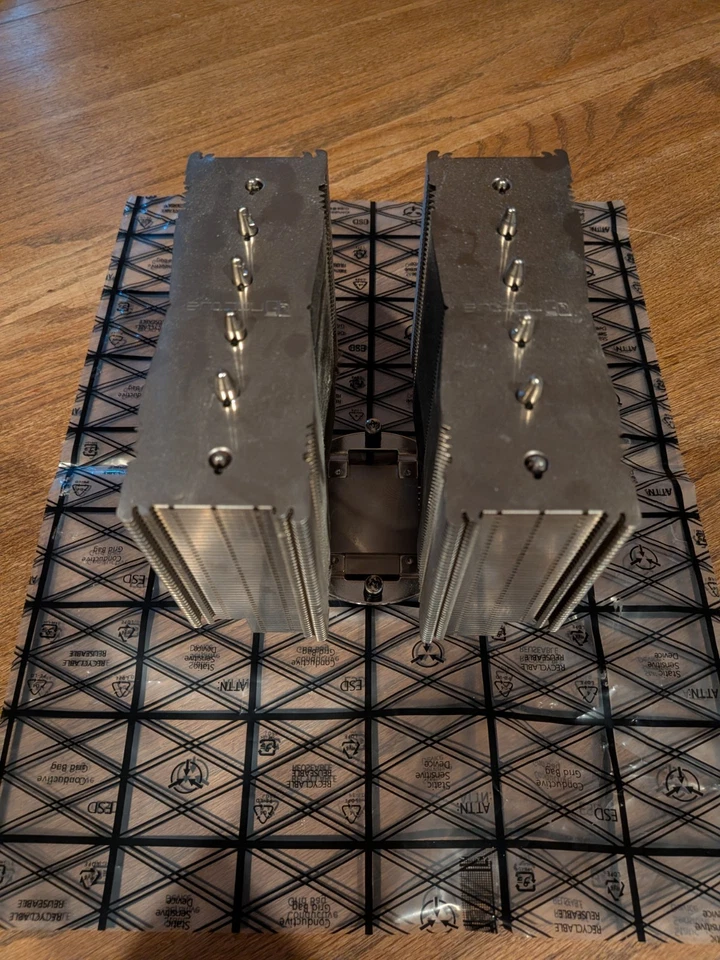 Noctua NH-D15 Premium CPU Cooler with NF-A15 x 2 PWM Retail Cooling Fans - Image 2 of 4