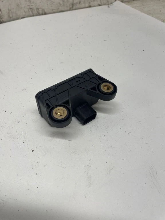 Ford Focus 2009 ESP Rotation Rate Sensor Lateral Acceleration Sensor DTS5100 - Image 3 of 4