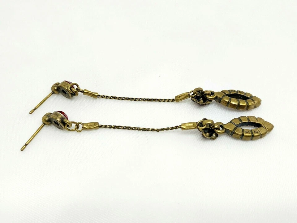 Preciosos pendientes de cristal rojo Michal Negrin. Foto 4 de 4