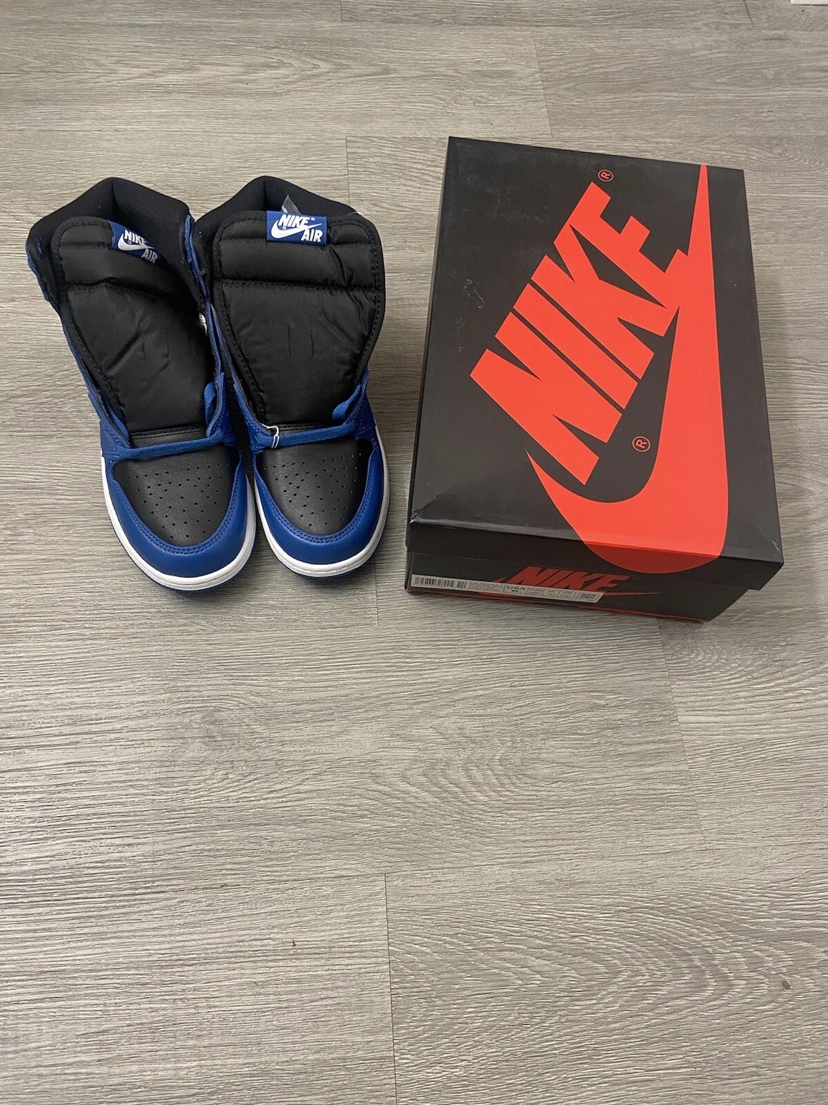 Nike Air Jordan 1 Retro Hi OG Marina Blue GS scarpa unisex taglia 6 anni 575441 404